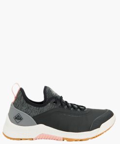 Women's Outscape Lace Up Shoe